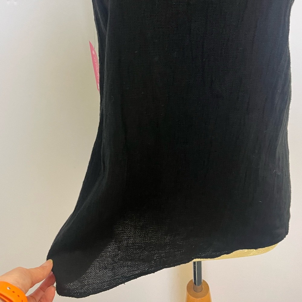 Black sleeveless top with silver lurex trim around the neck - Picture 9 of 9